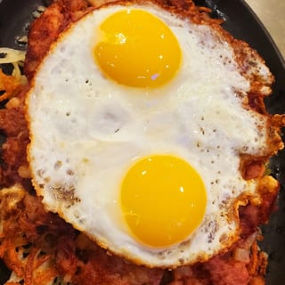 Corned Beef Hash & Eggs